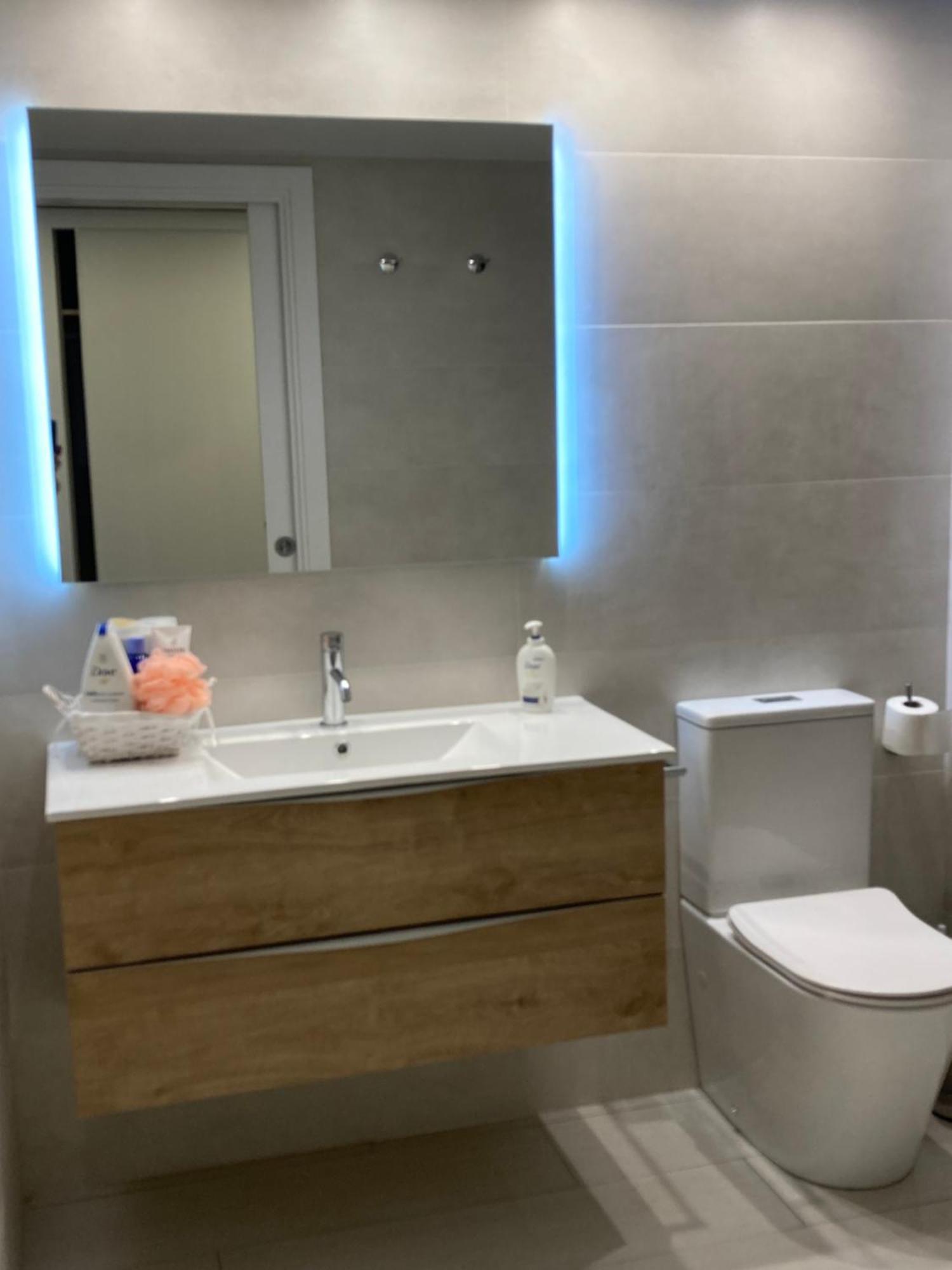 Apartamento Centrico, Climatizado Y Totalmente Equipado De 3 Habitaciones Para 6-7 Personas Santa Coloma De Farners Exterior photo